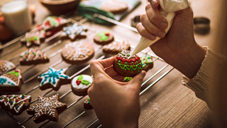 How to bake holiday cookies that will make your great-aunt scream with pleasure